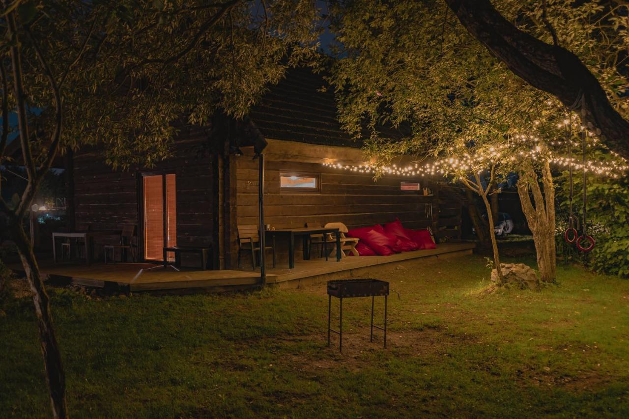 Vila Akmeninis Bebras Zemaiteliai Exteriér fotografie